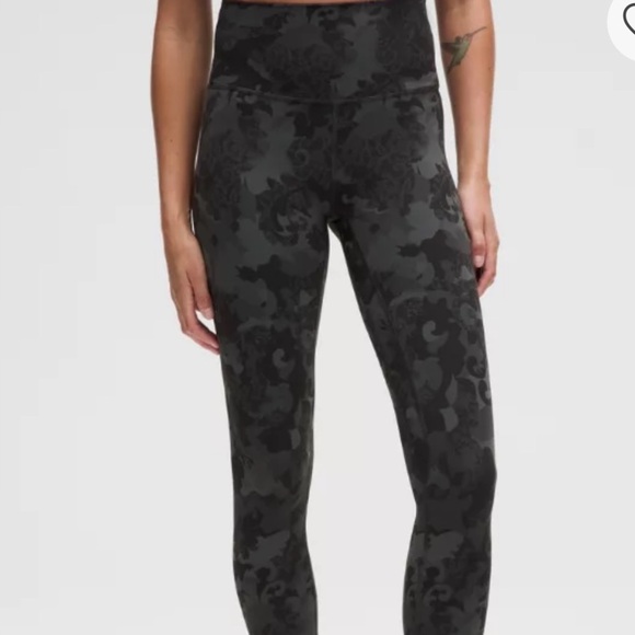 lululemon athletica Black Patterned Leggings - Picture 1 of 7